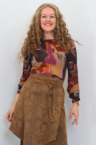 Wine Print Bubble Sleeve Blouse